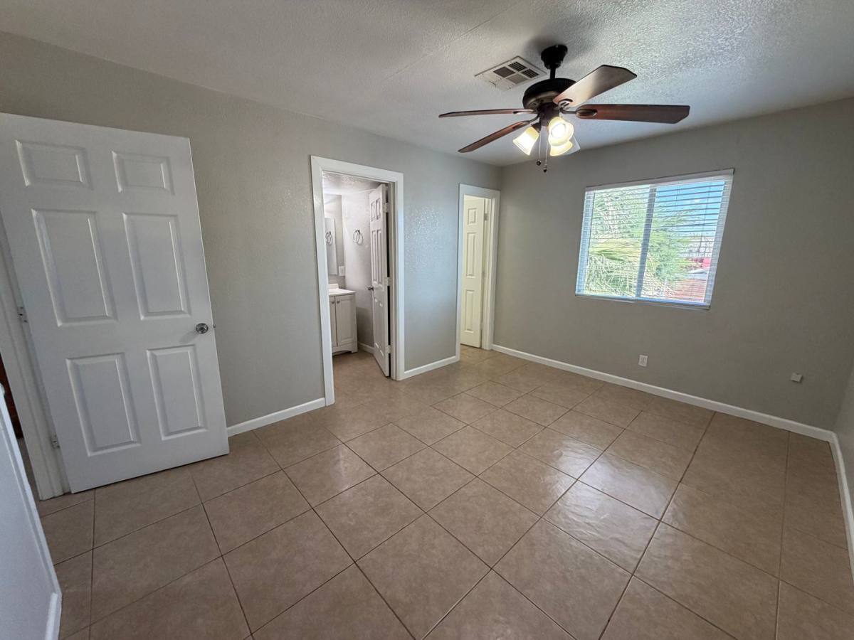 Apartment for rent at 329-349 N 11th St, Phoenix, AZ 85006
