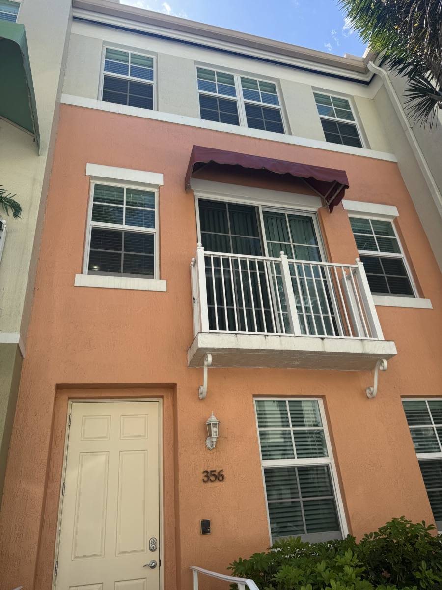 House for rent at 356 Moorings Dr, Lake Worth, FL 33462