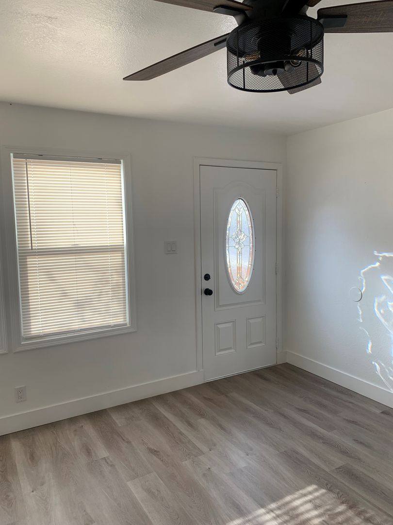 House for rent at 2457 Orchard Way, Klamath Falls, OR 97601