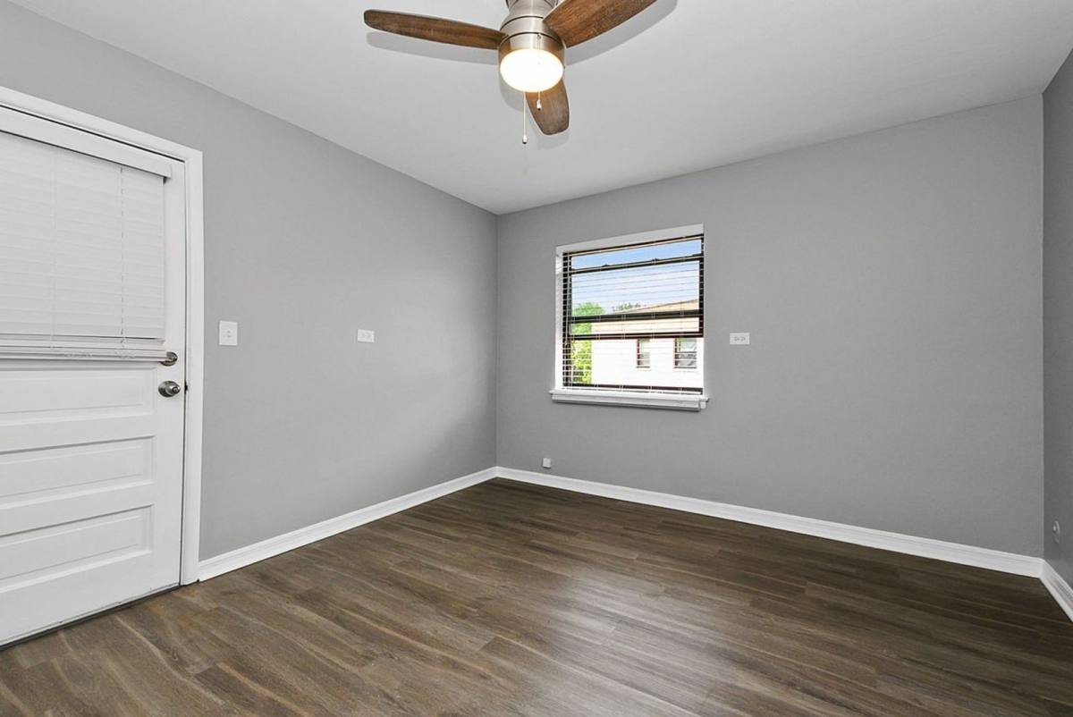 Apartment for rent at 10206-30 S Walden Parkway, Chicago, IL 60643