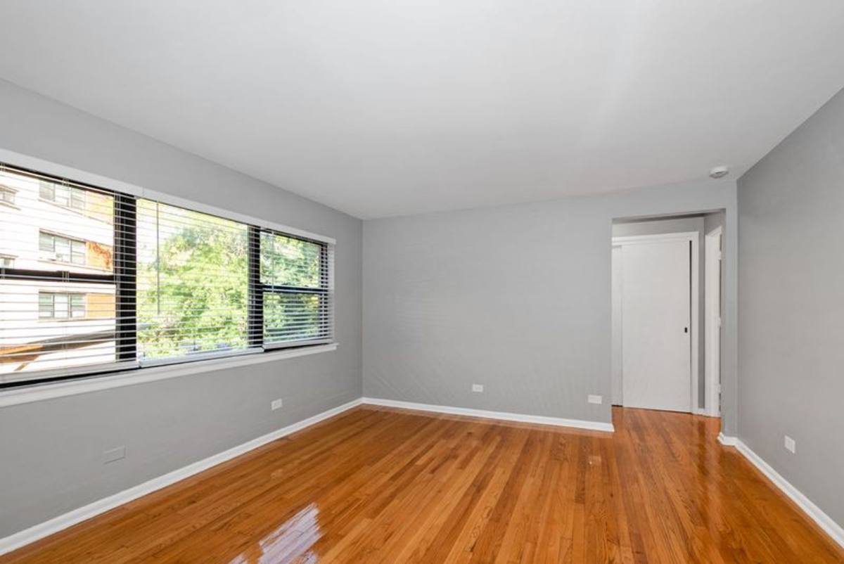 Apartment for rent at 10206-30 S Walden Parkway, Chicago, IL 60643