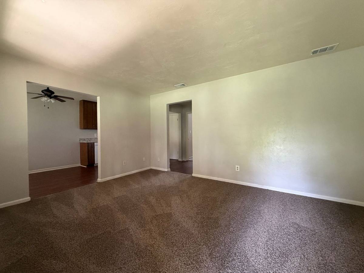 Apartment for rent at 1412 Ramble Brook #C, Tallahassee, FL 32301