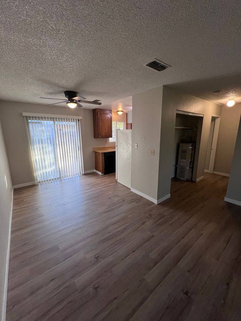 Apartment for rent at 5576 Mountain View Dr 1-4, Redding, CA 96003