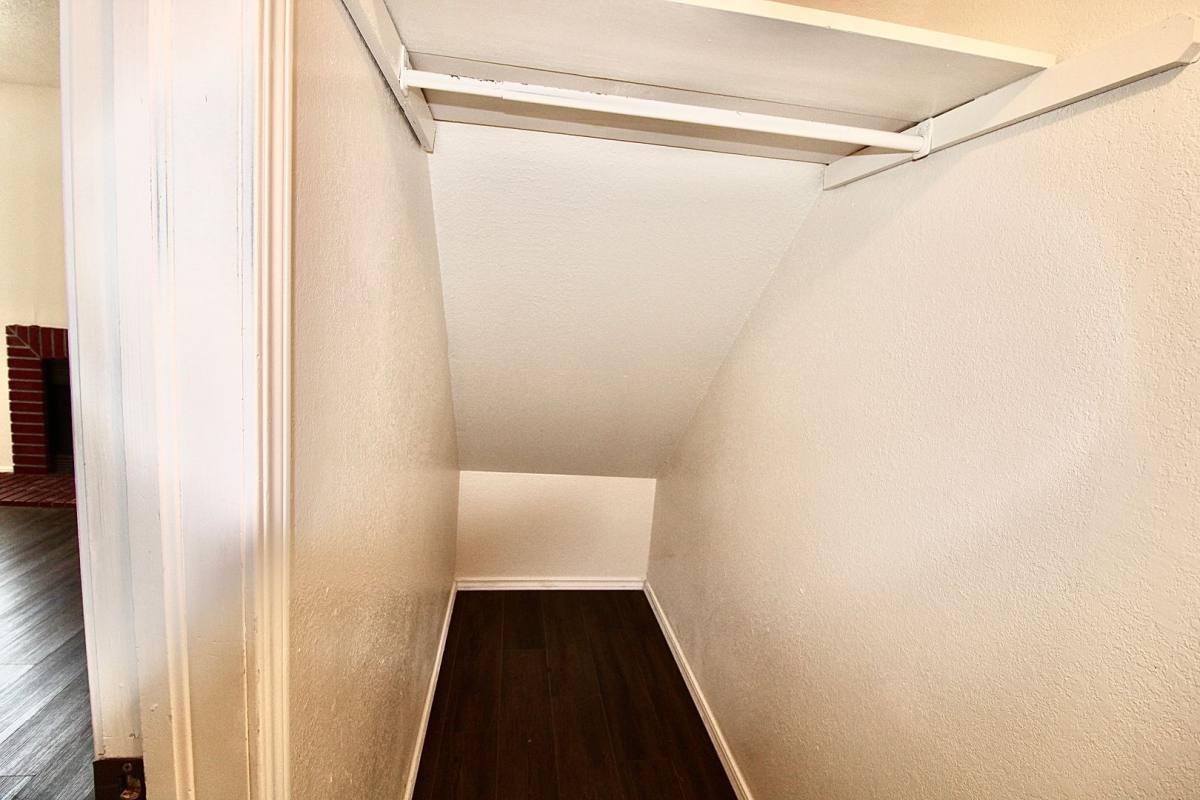 Townhouse for rent at 2336 Heatherfield, Norman, OK 73071