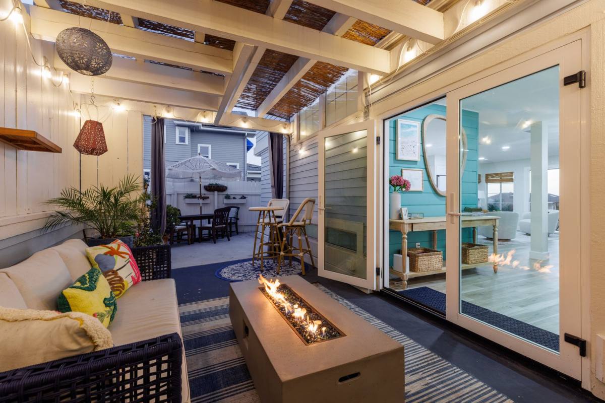 Townhouse for rent at 579 Hygeia Ave #A, Encinitas, CA 92024