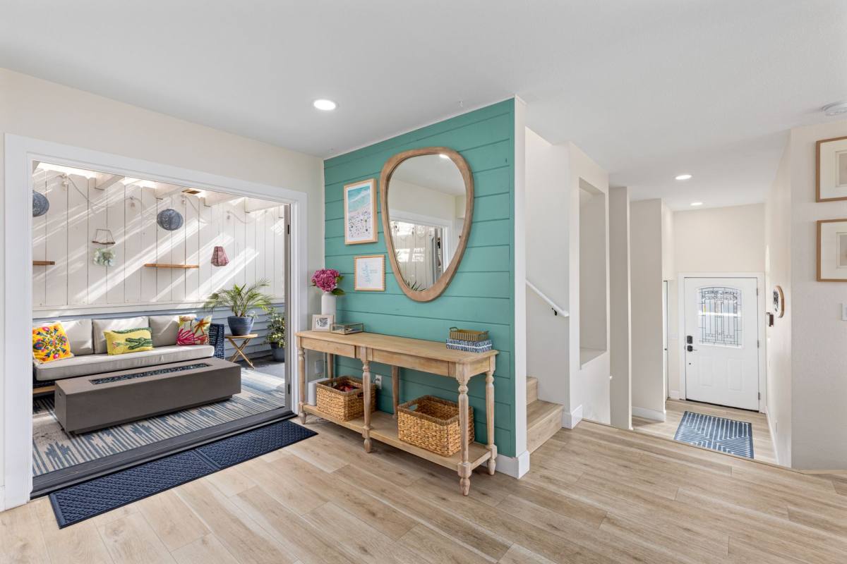 Townhouse for rent at 579 Hygeia Ave #A, Encinitas, CA 92024