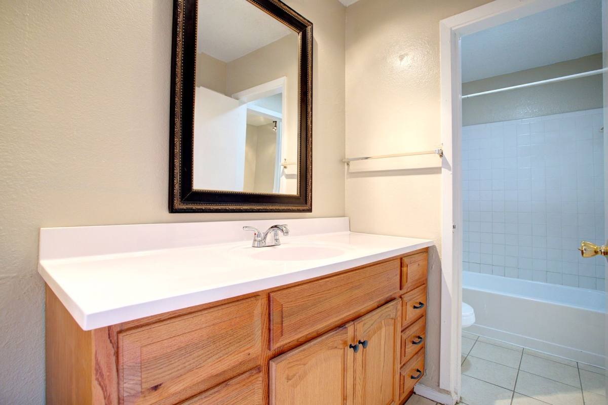 Apartment for rent at 708-710 N Cooper St, Arlington, TX 76011