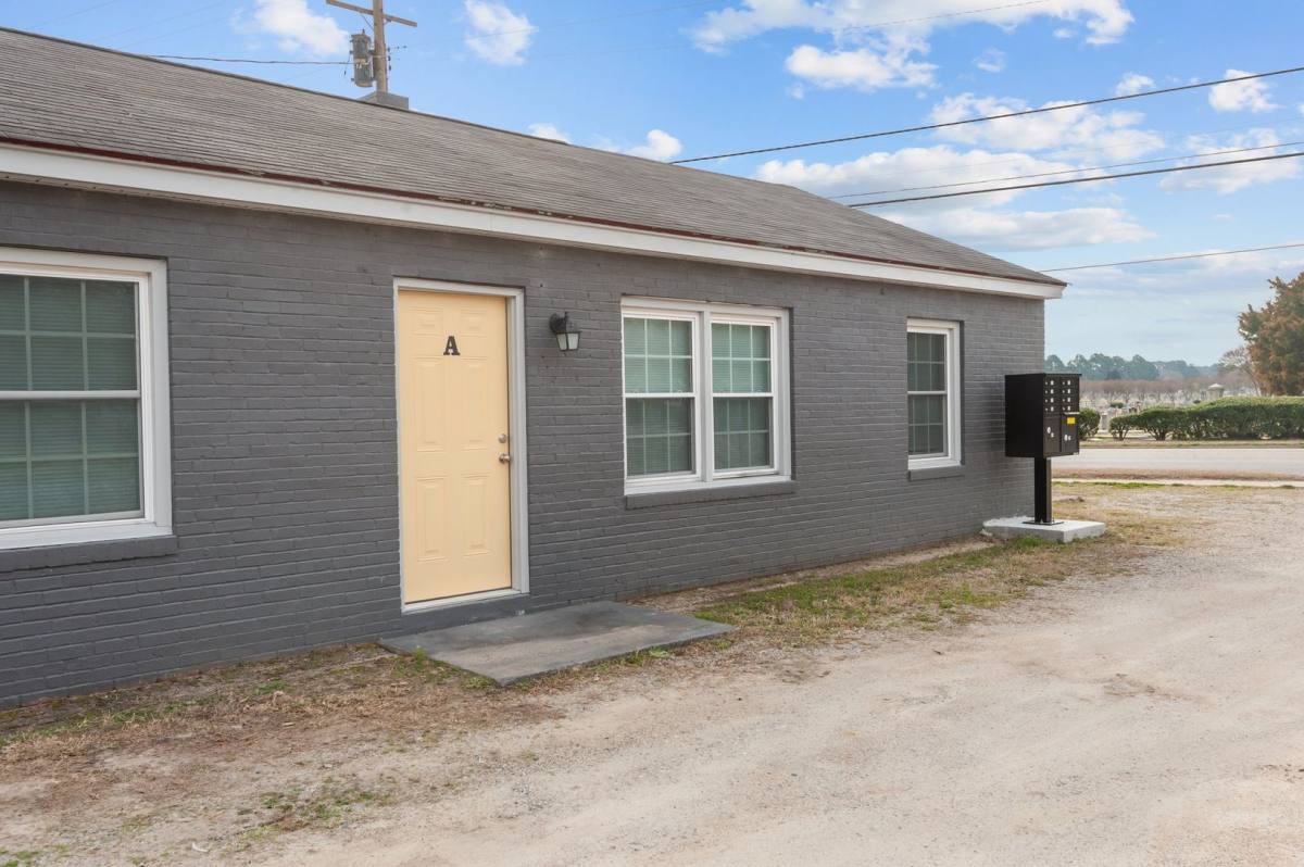 Apartment for rent at 738 E Raleigh Blvd, Rocky Mount, NC 27801