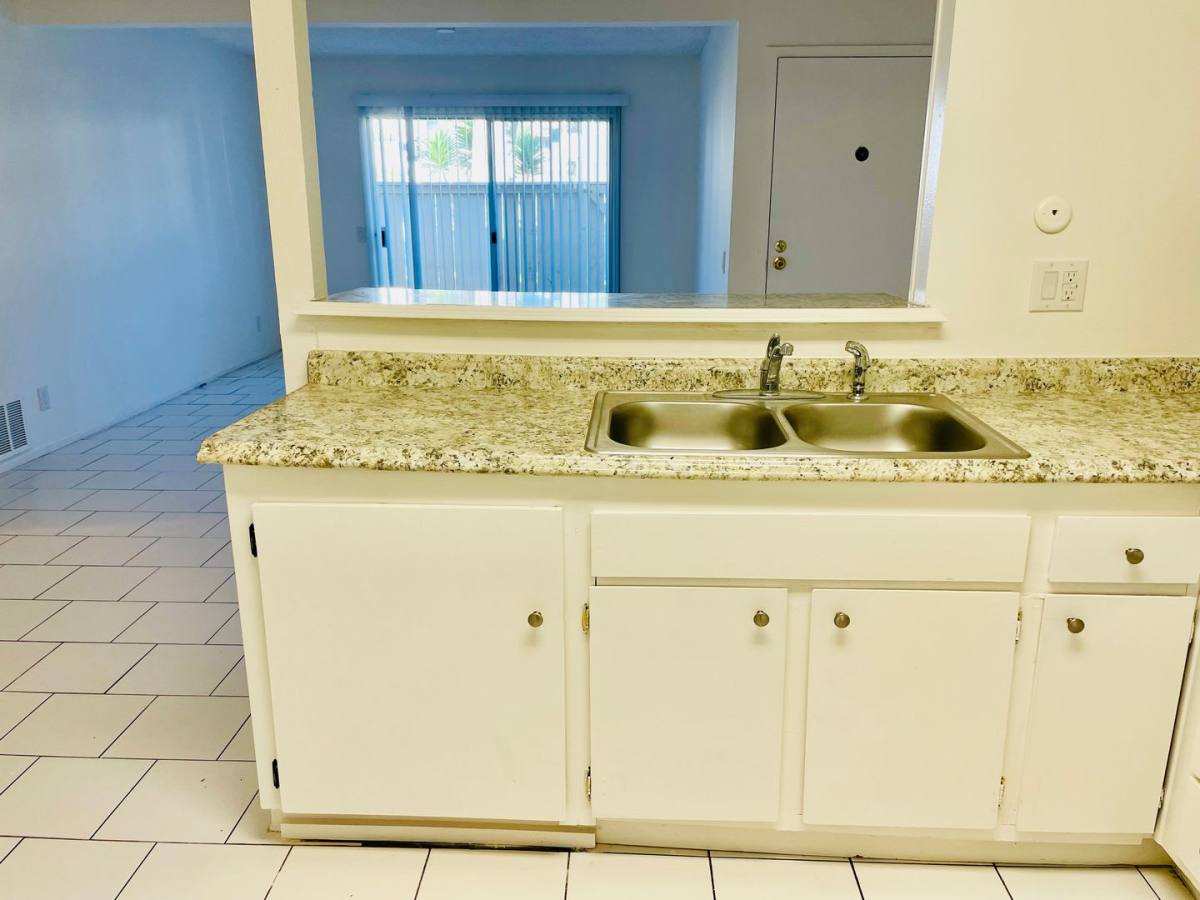 Condo for rent at 1300 Saratoga Ave, Ventura, CA 93003
