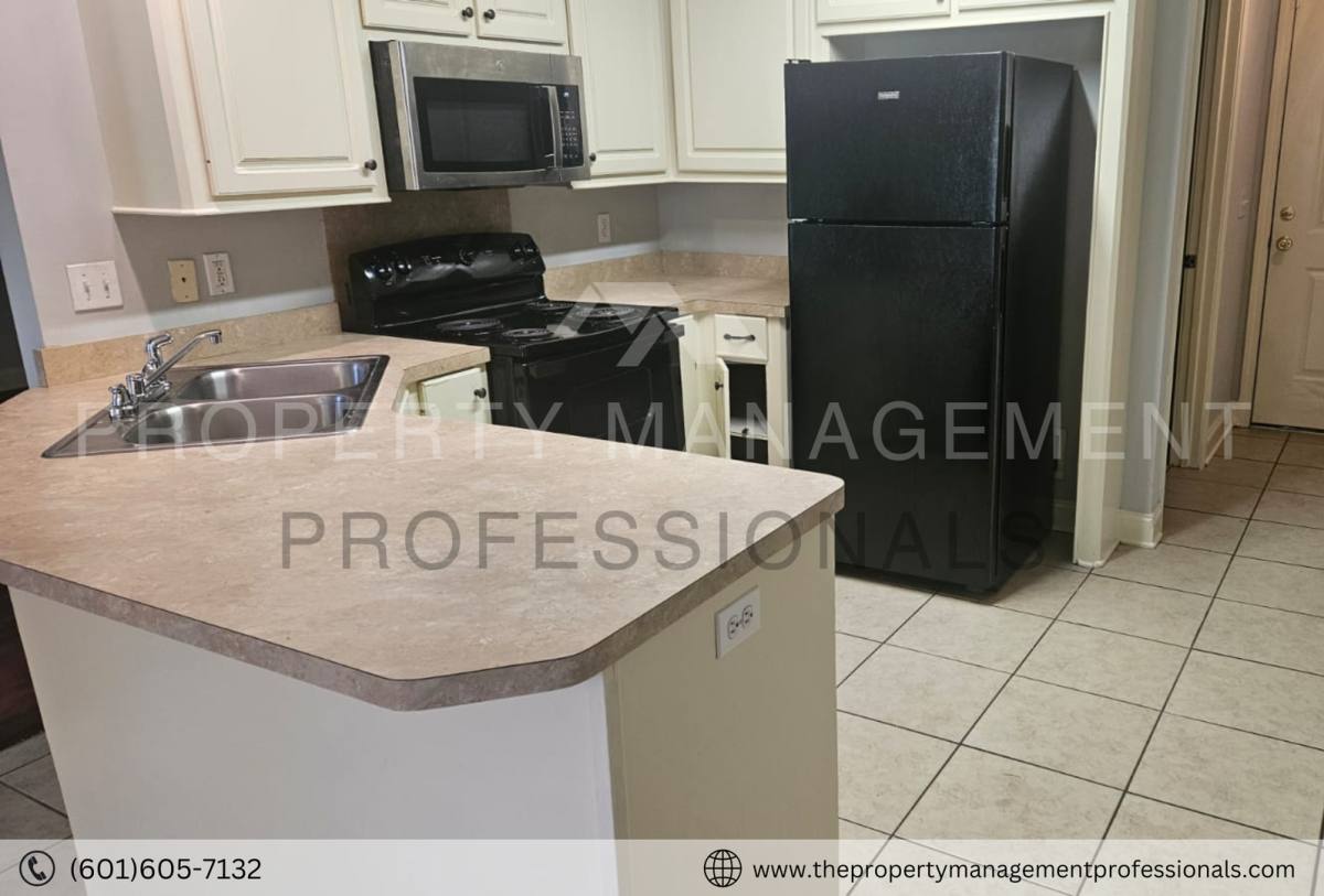 House for rent at 121 Cherry Laurel Circle, Pearl, MS 39208