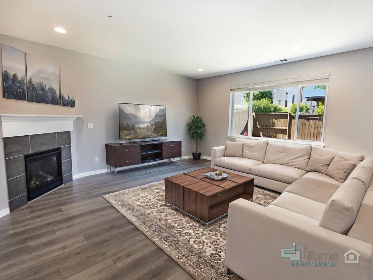 House for rent at 9729 SW 172nd Ave, Beaverton, OR 97007