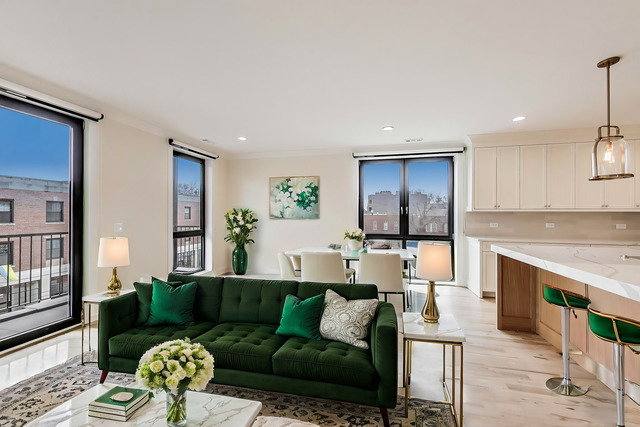 Apartment for rent at 5015 N Lincoln Ave #3S, Chicago, IL 60625