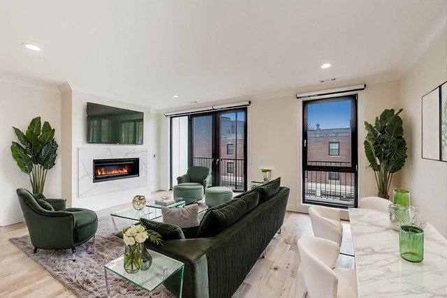 Apartment for rent at 5015 N Lincoln Ave #3S, Chicago, IL 60625