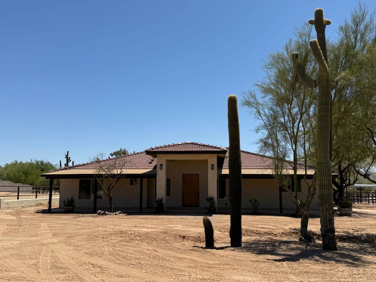 House for rent at 6703 E Calle De Las Estrellas, Cave Creek, AZ 85331