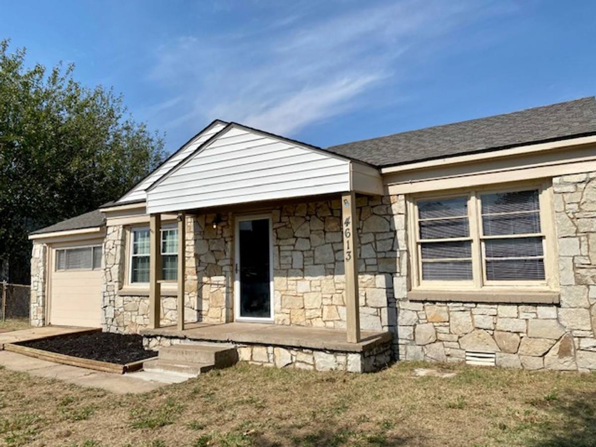 House for rent at 4613 SE 28th St, Oklahoma City, OK 73115