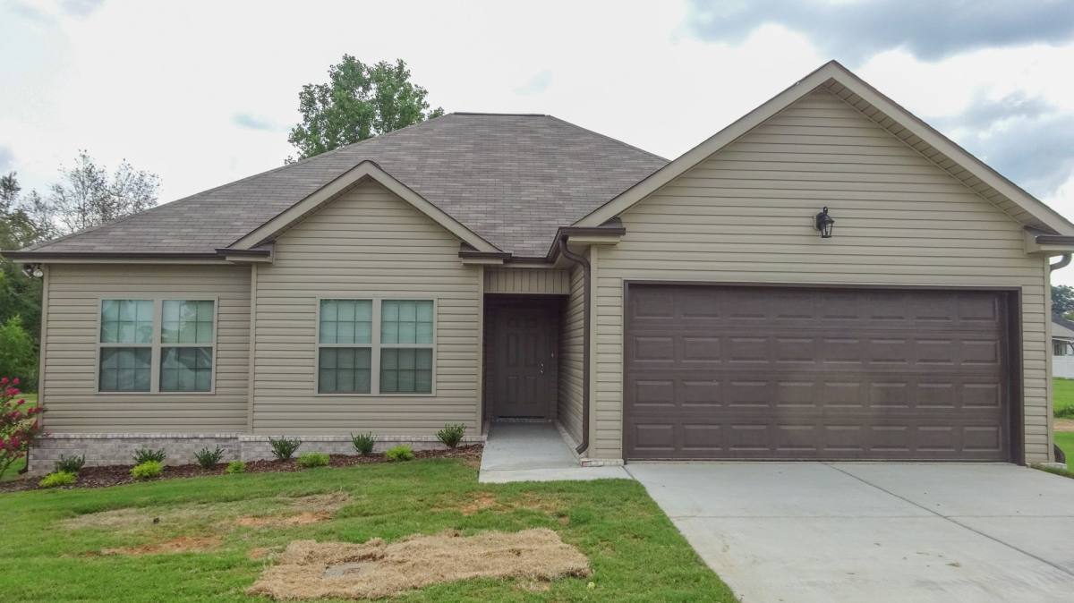 House for rent at 17896 Sallows Dr, Athens, AL 35611