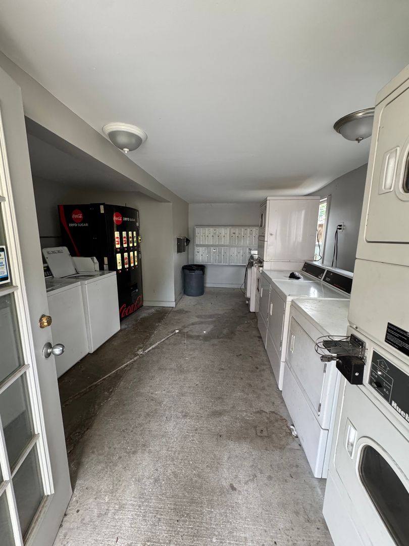 Apartment for rent at 204 Central Ave, New Orleans, LA 70121