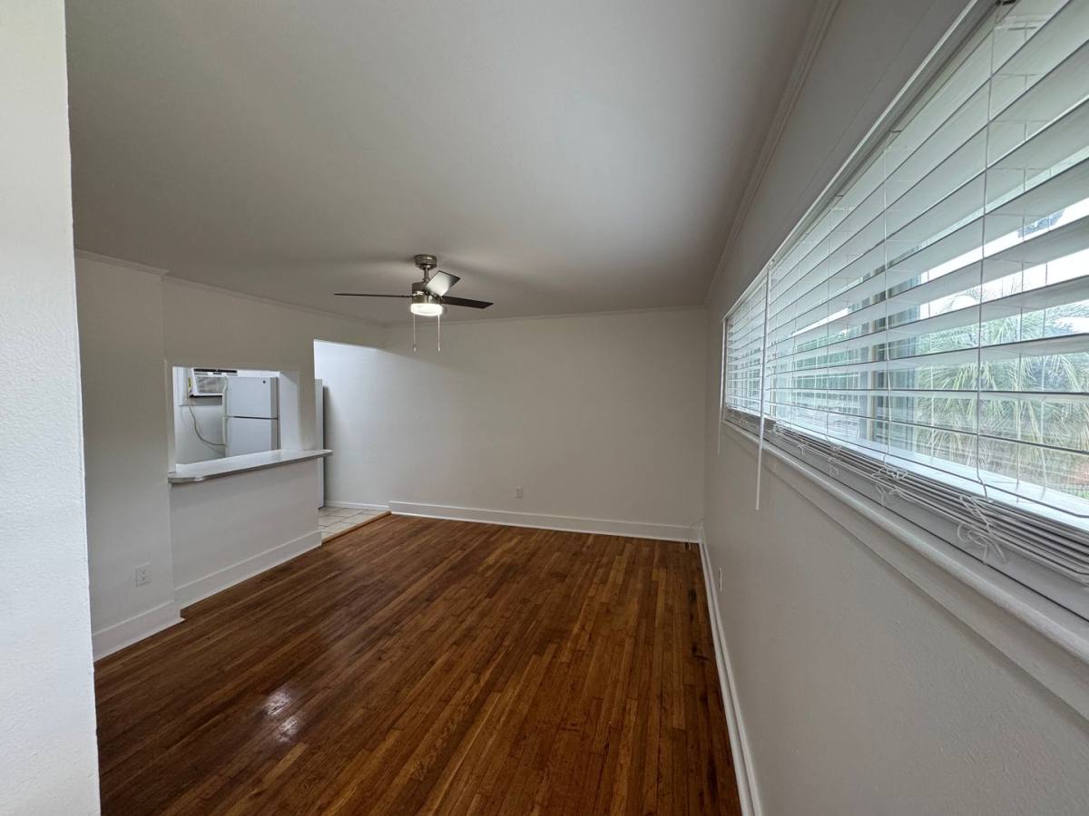 Apartment for rent at 204 Central Ave, New Orleans, LA 70121