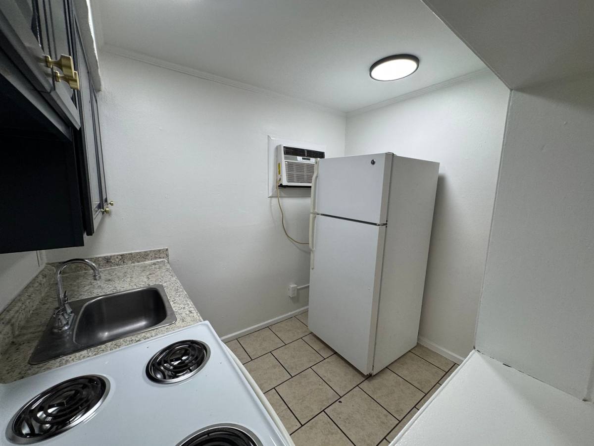 Apartment for rent at 204 Central Ave, New Orleans, LA 70121