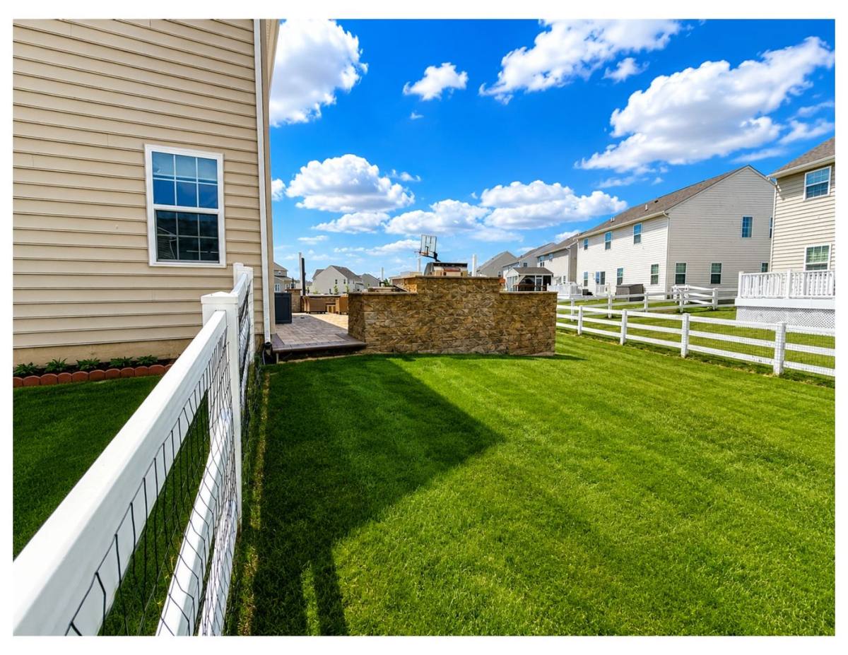 House for rent at 805 Llanelli Dr, Middletown, DE 19709