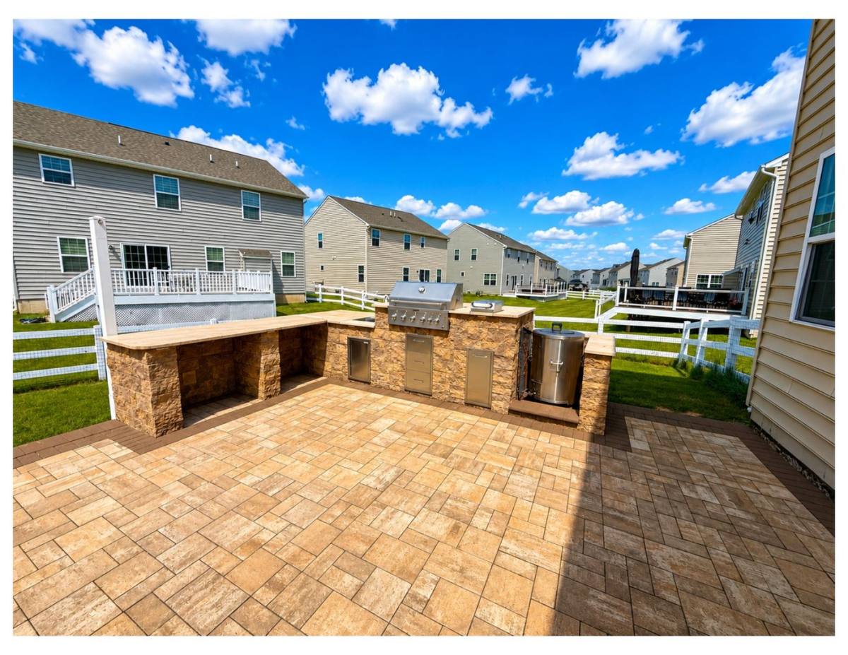 House for rent at 805 Llanelli Dr, Middletown, DE 19709