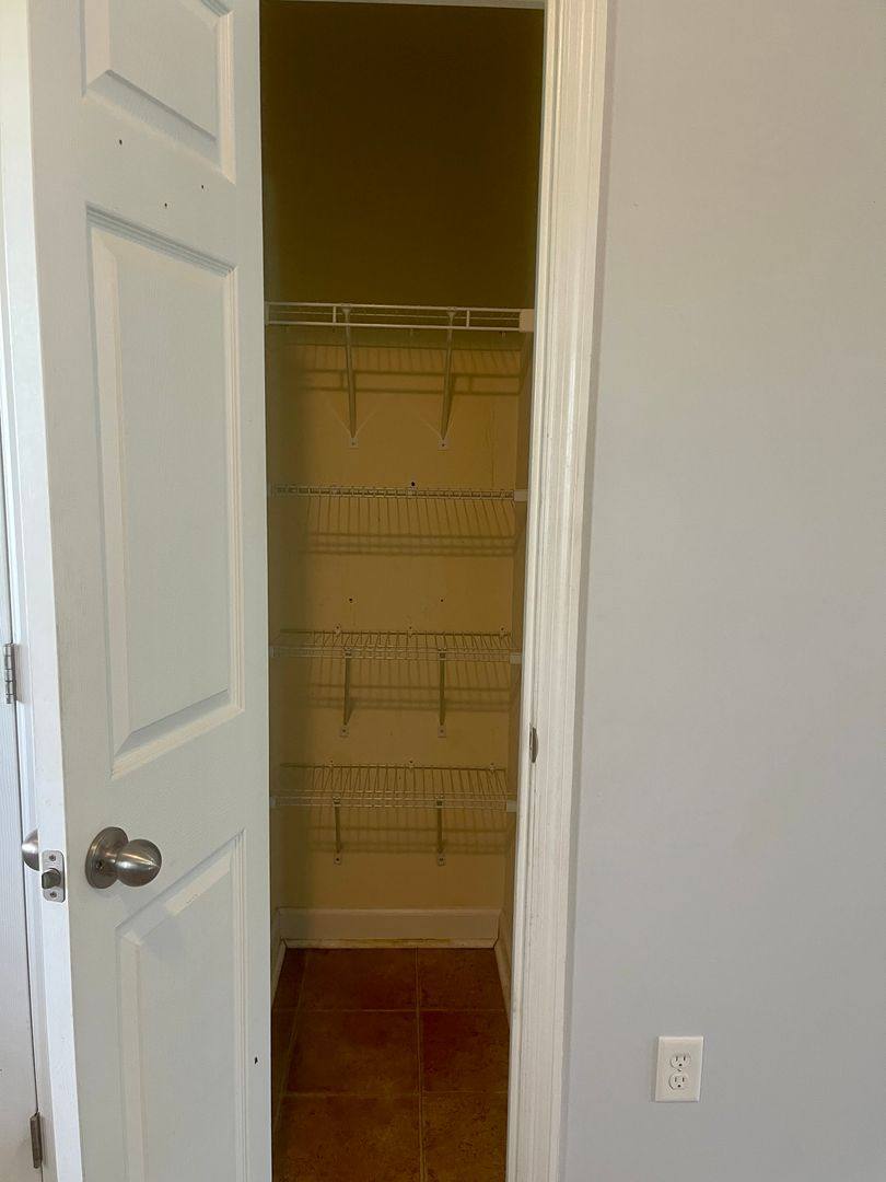 Townhouse for rent at 313 Burley Dr, Hubert, NC 28539
