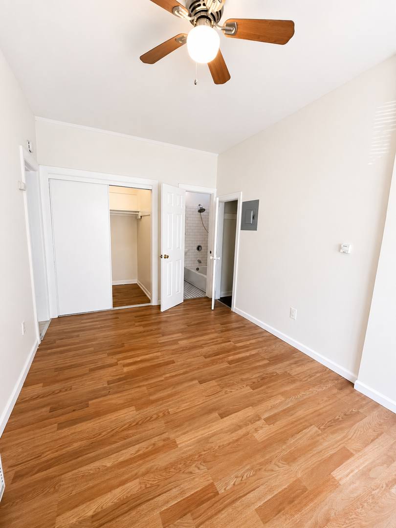 Apartment for rent at 1021 Coronado Ave, Long Beach, CA 90804