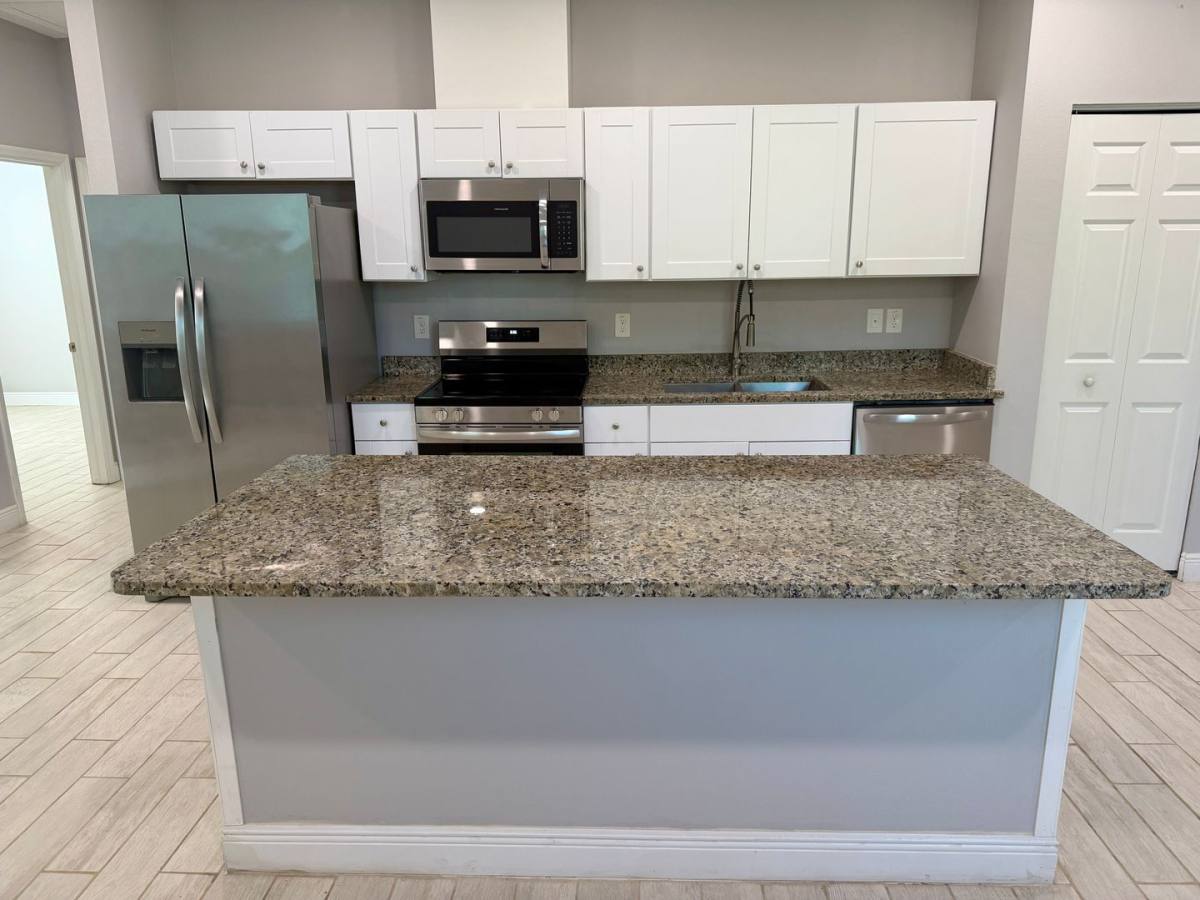 Apartment for rent at 2812 N 75th St, Tampa, FL 33619