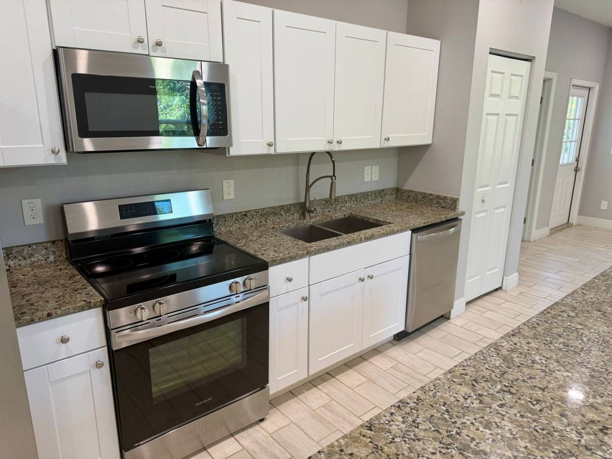 Apartment for rent at 2812 N 75th St, Tampa, FL 33619