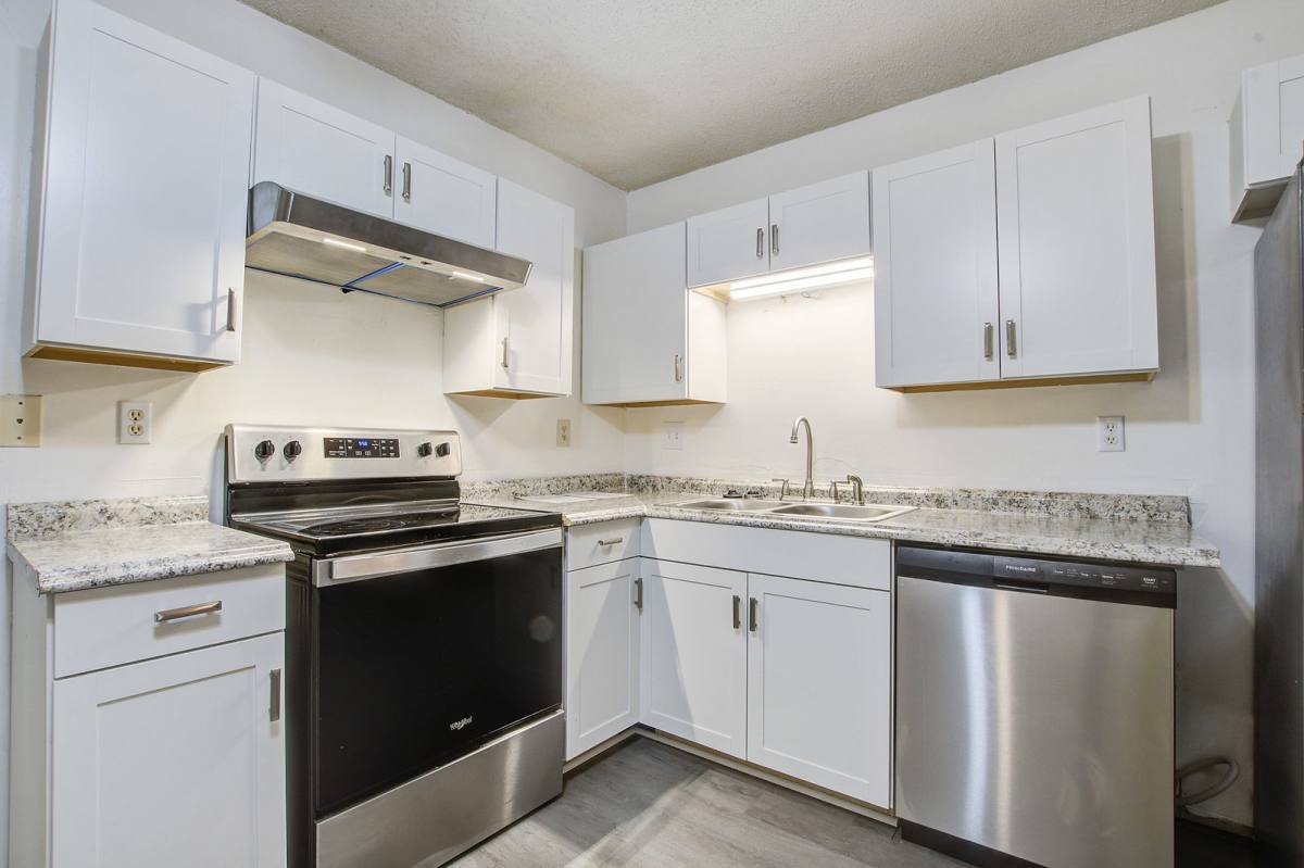 Townhouse for rent at 6280 Lucille Dr, Charleston, SC 29406