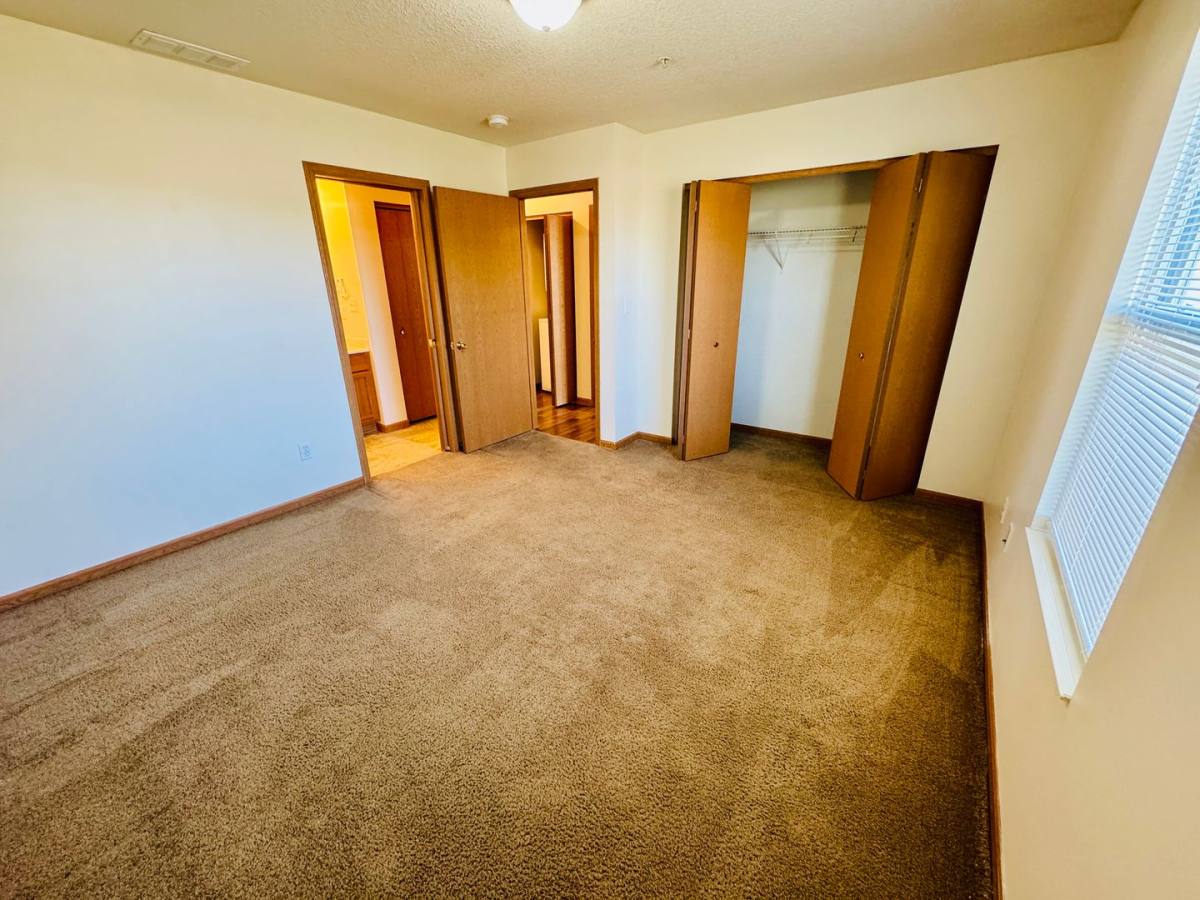 Apartment for rent at 600-1000 N Plum St, Plymouth, IN 46563