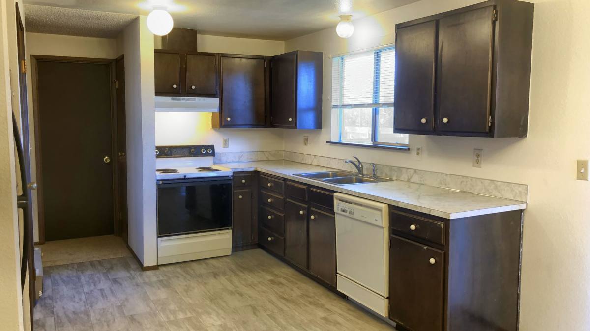 House for rent at 927 NW Frigate St, Oak Harbor, WA 98277