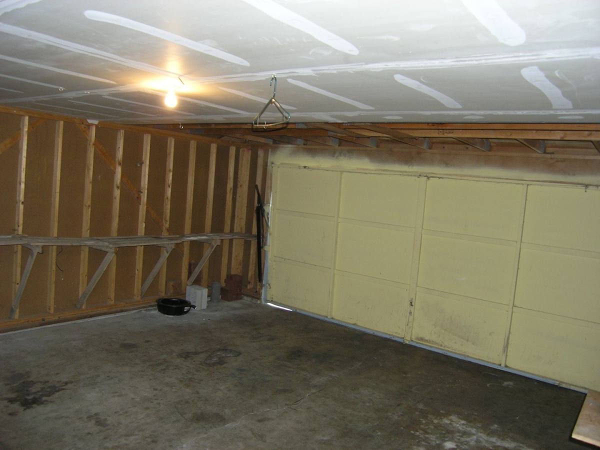 House for rent at 927 NW Frigate St, Oak Harbor, WA 98277