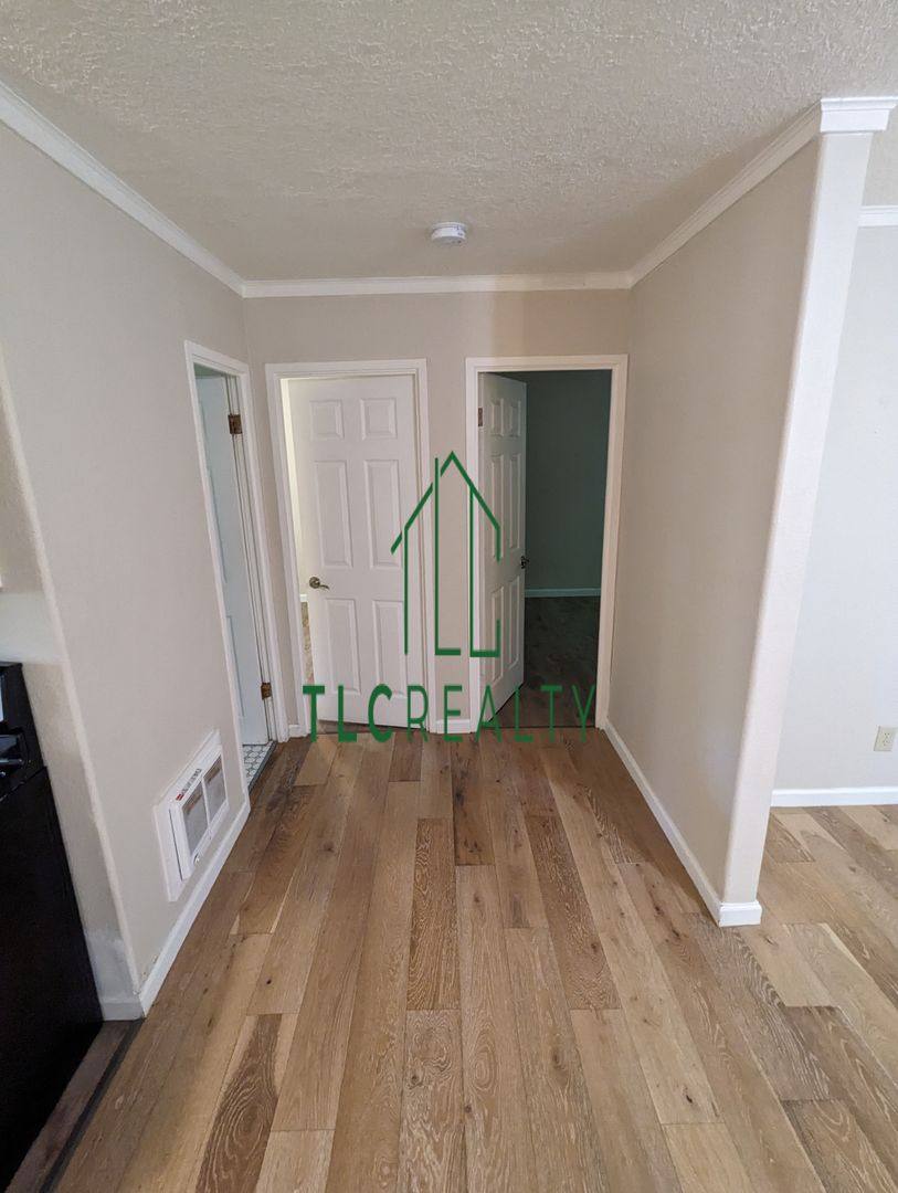 Apartment for rent at 1340 Birch Ave, Cottage Grove, OR 97424