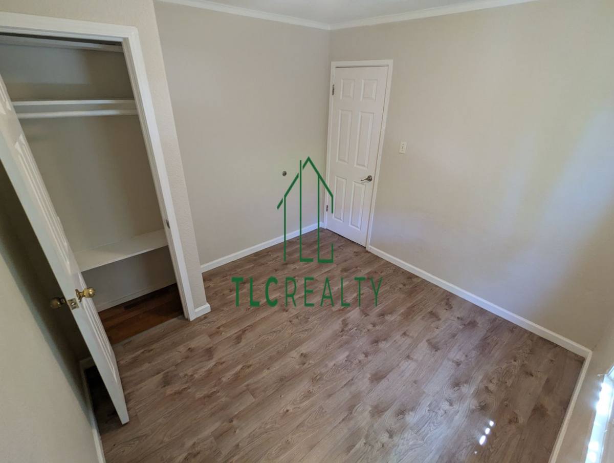 Apartment for rent at 1340 Birch Ave, Cottage Grove, OR 97424