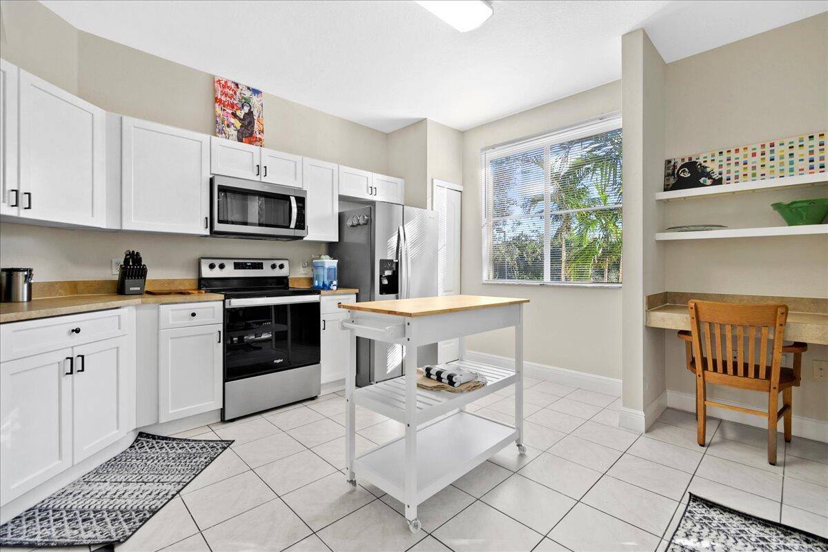 Condo for rent at 11013 Legacy Lane, Palm Beach Gardens, FL 33410