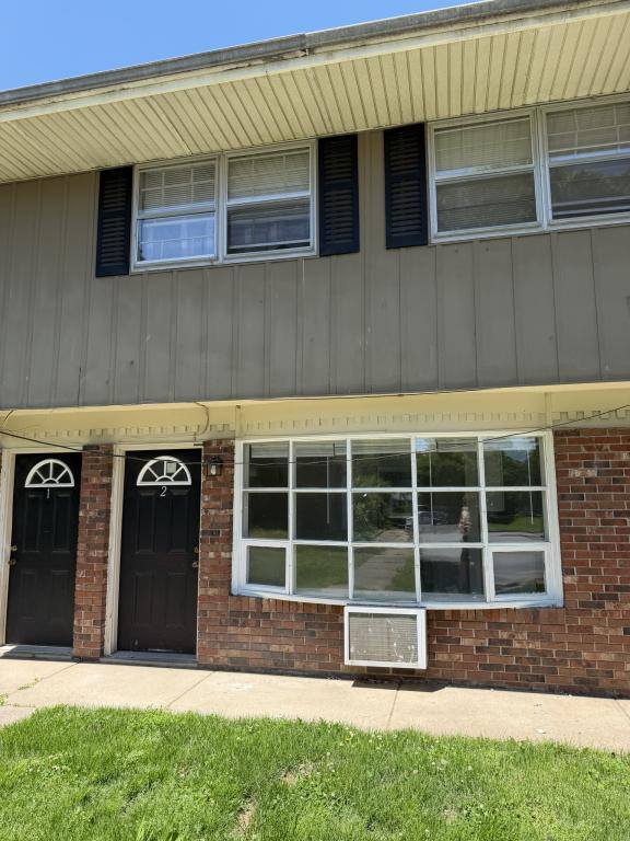 Apartment for rent at 500 N Westridge Dr, Carbondale, IL 62901