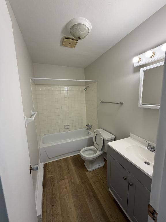 Apartment for rent at 500 N Westridge Dr, Carbondale, IL 62901