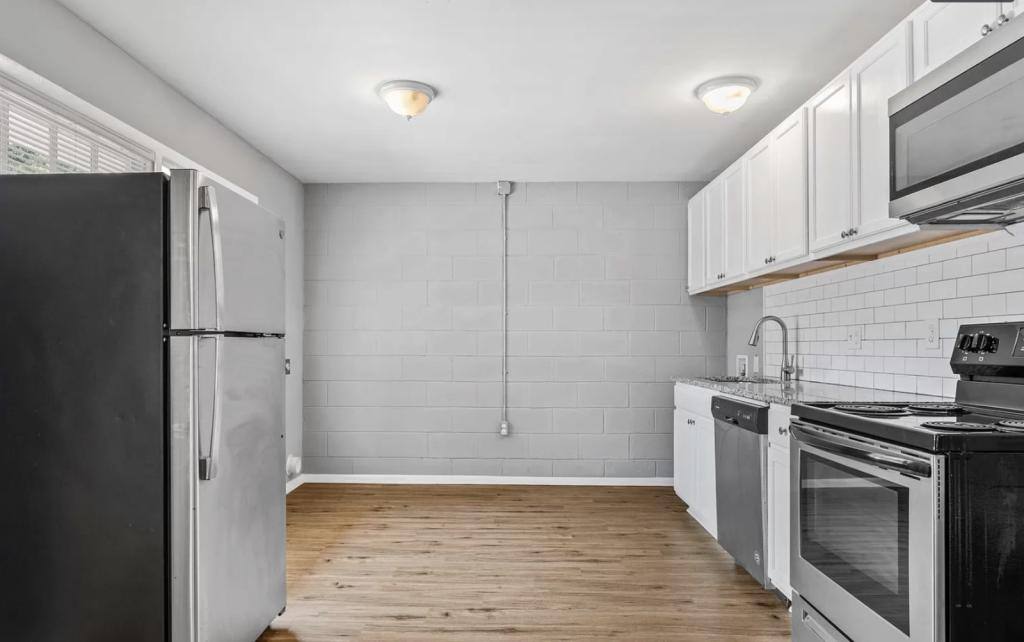 Apartment for rent at 125 Honeysuckle Lane, Athens, GA 30606