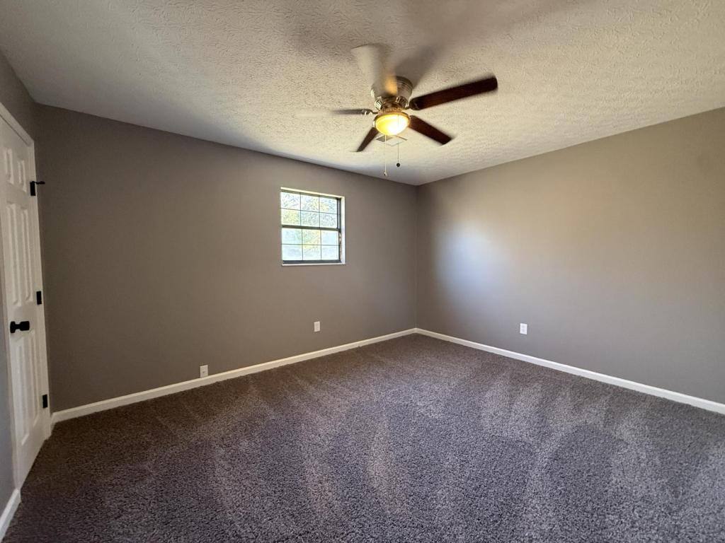 House for rent at 1240 Clear Ridge, Radcliff, KY 40160