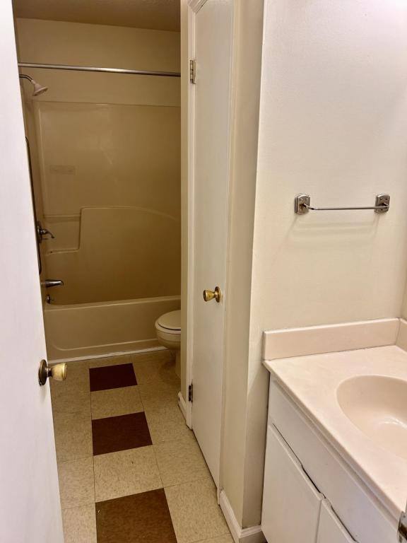 Apartment for rent at 329 Boyd St #23, Rogersville, TN 37857