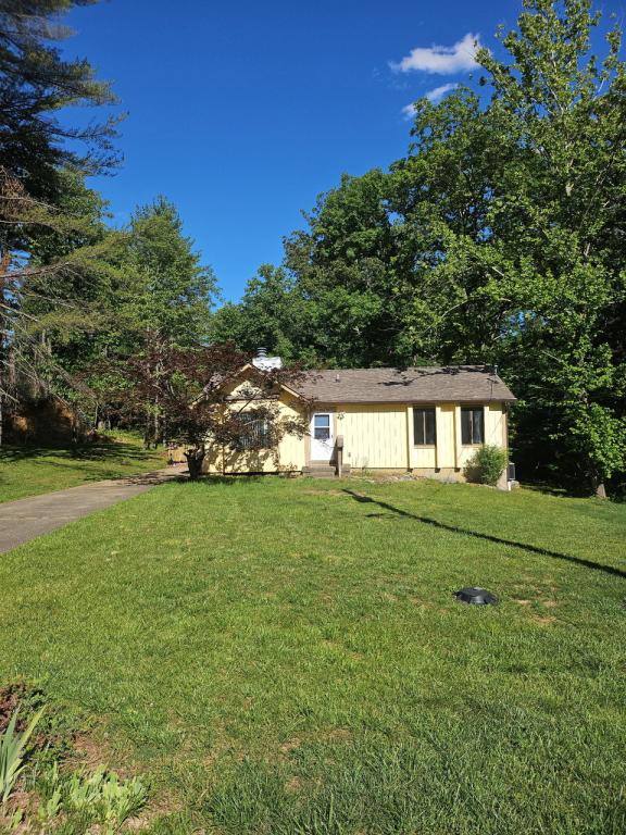 House for rent at 6 Tanager Rd, Brandenburg, KY 40108