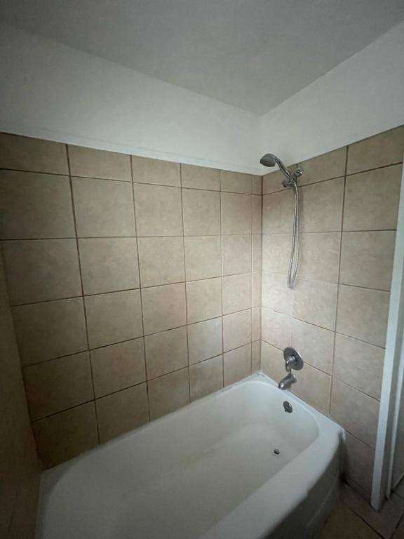 Apartment for rent at 4264 Oxford Ave #4, Baton Rouge, LA 70808