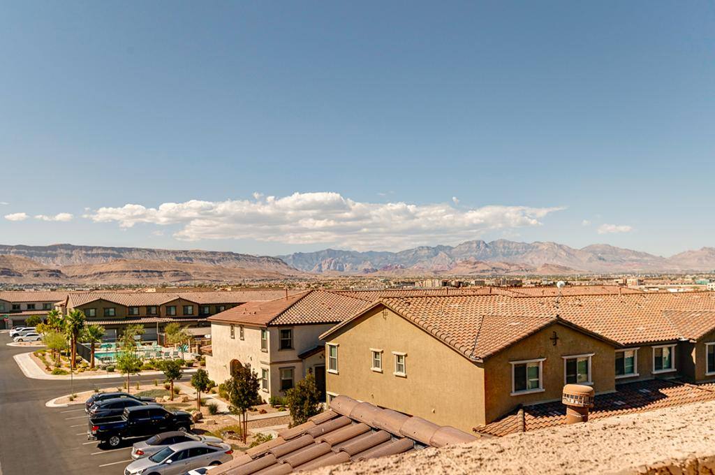 Townhouse for rent at 6256 Haiku Stairs, Las Vegas, NV 89148
