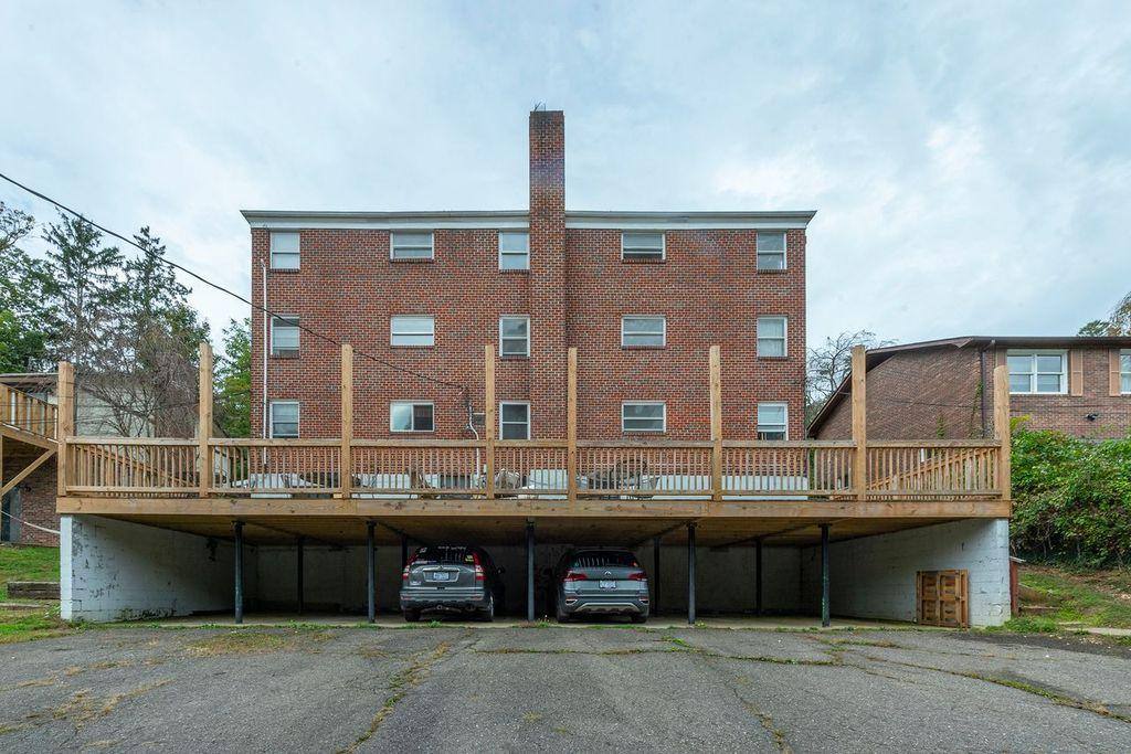 Apartment for rent at 279 Kimberly Ave, Asheville, NC 28804