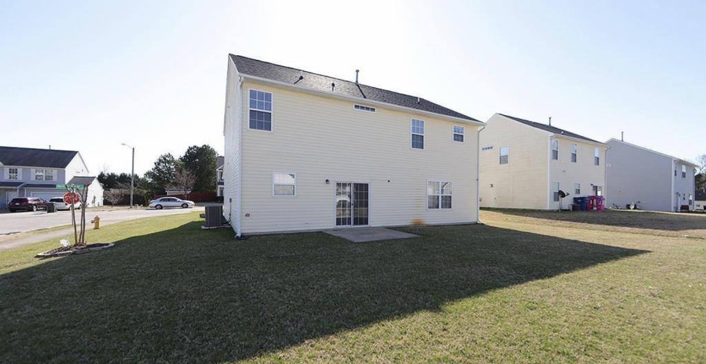 House for rent at 1304 Heritage Manor Dr, Raleigh, NC 27610
