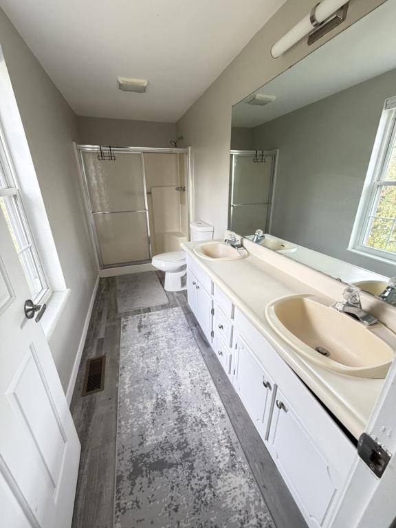 House for rent at 8066 Halyard Court, Maineville, OH 45039
