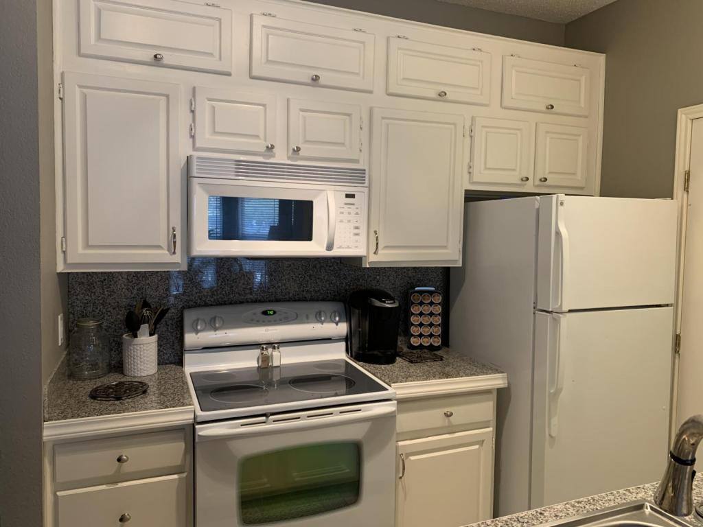 Condo for rent at 2164 Tanglewood Blvd, Pottsboro, TX 75076