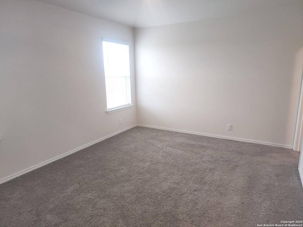 House for rent at 405 Middle Green Lp, Floresville, TX 78114