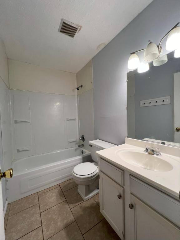 Apartment for rent at 515 Breckinridge St, Hardinsburg, KY 40143